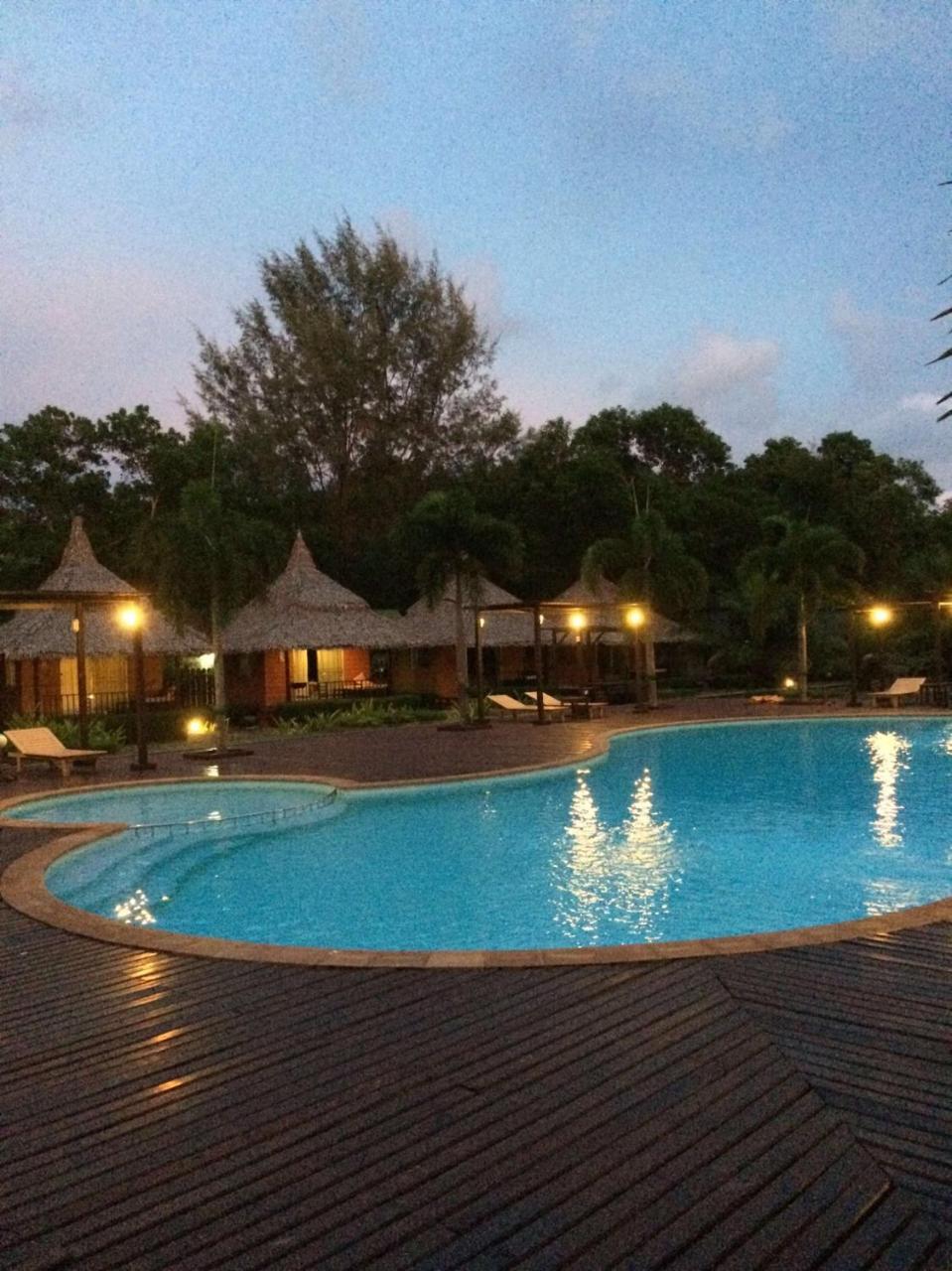 Phayam Cottage Resort Koh Phayam Bagian luar foto