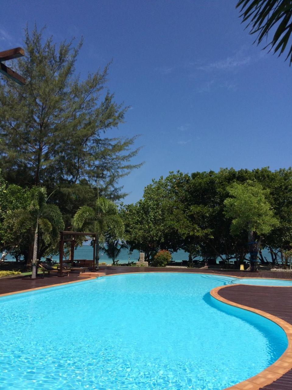 Phayam Cottage Resort Koh Phayam Bagian luar foto