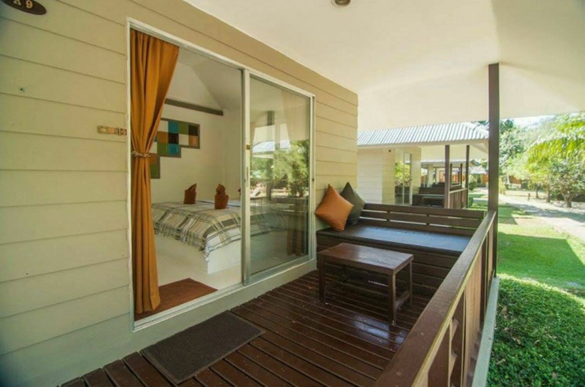 Phayam Cottage Resort Koh Phayam Bagian luar foto